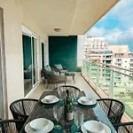 Modern Seafront 2br W/pool By Arcocollection *