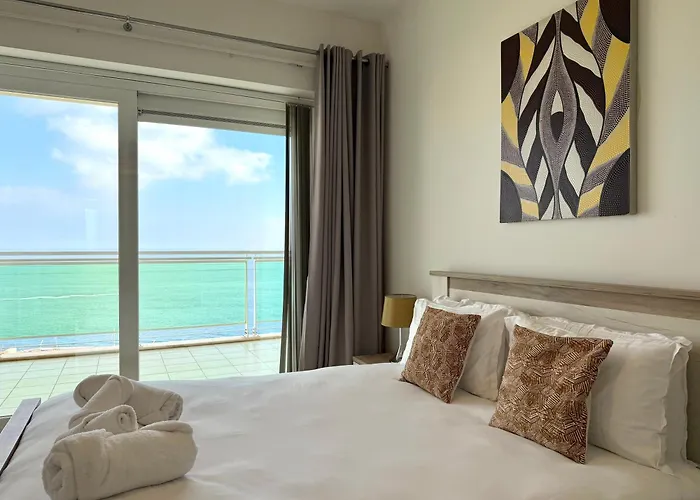 Апартаменты Modern Seafront 2br With Pool By Arcocollection