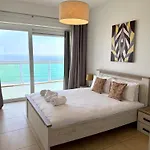 Apartment Modern Seafront 2br W/pool By Arcocollection *