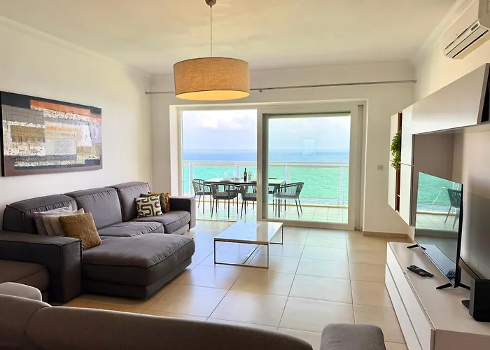 Lejlighed Modern Seafront 2br With Pool By Arcocollection